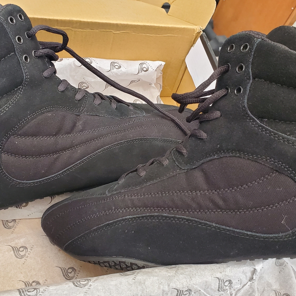 Ryderwear Black High-Top Workout Shoes